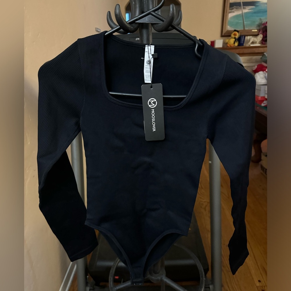 New ribbed seamless black Mooslover body suit small. Tummy control.